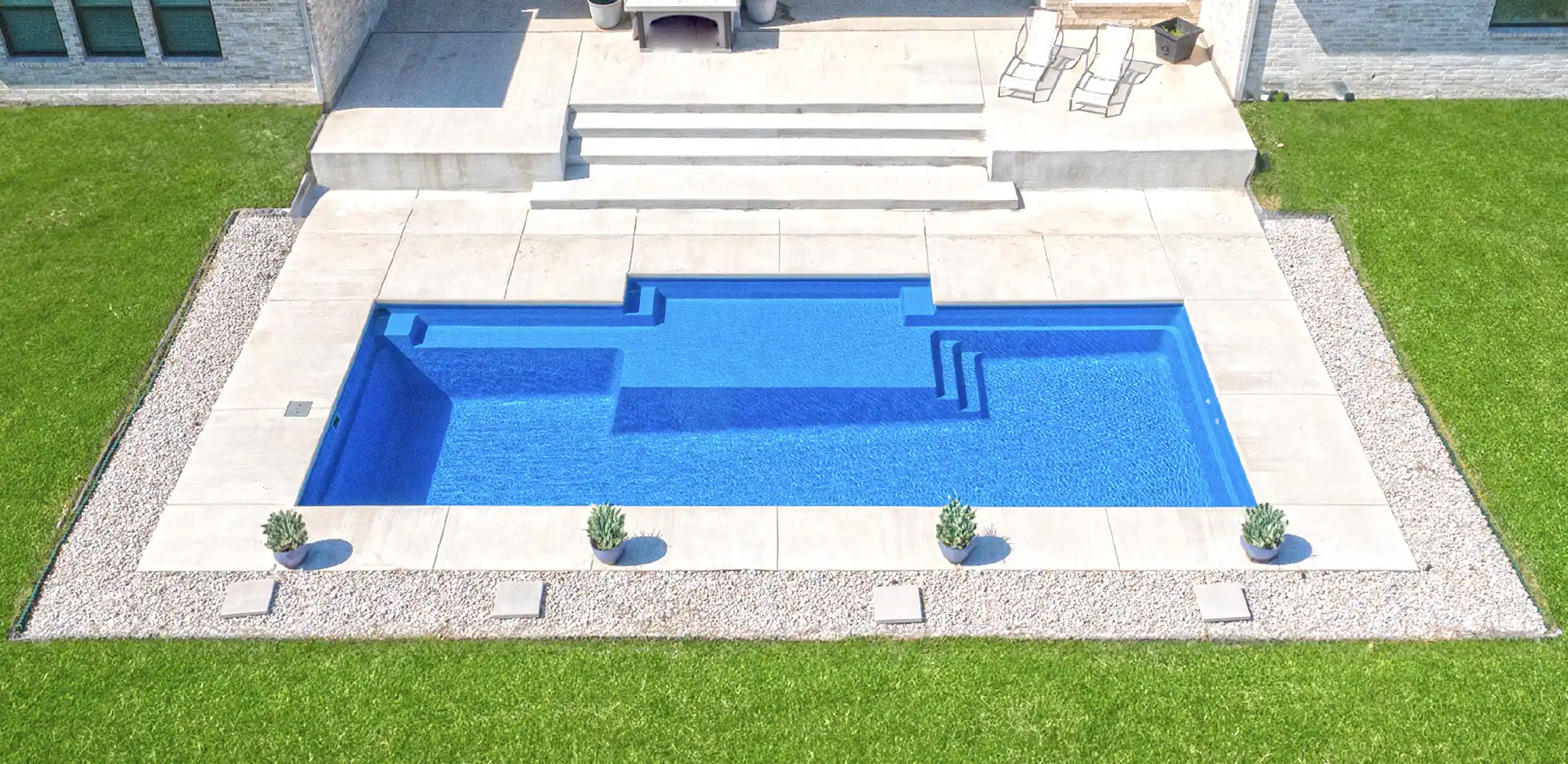 Key Features of the Dynasty Backyard Pool