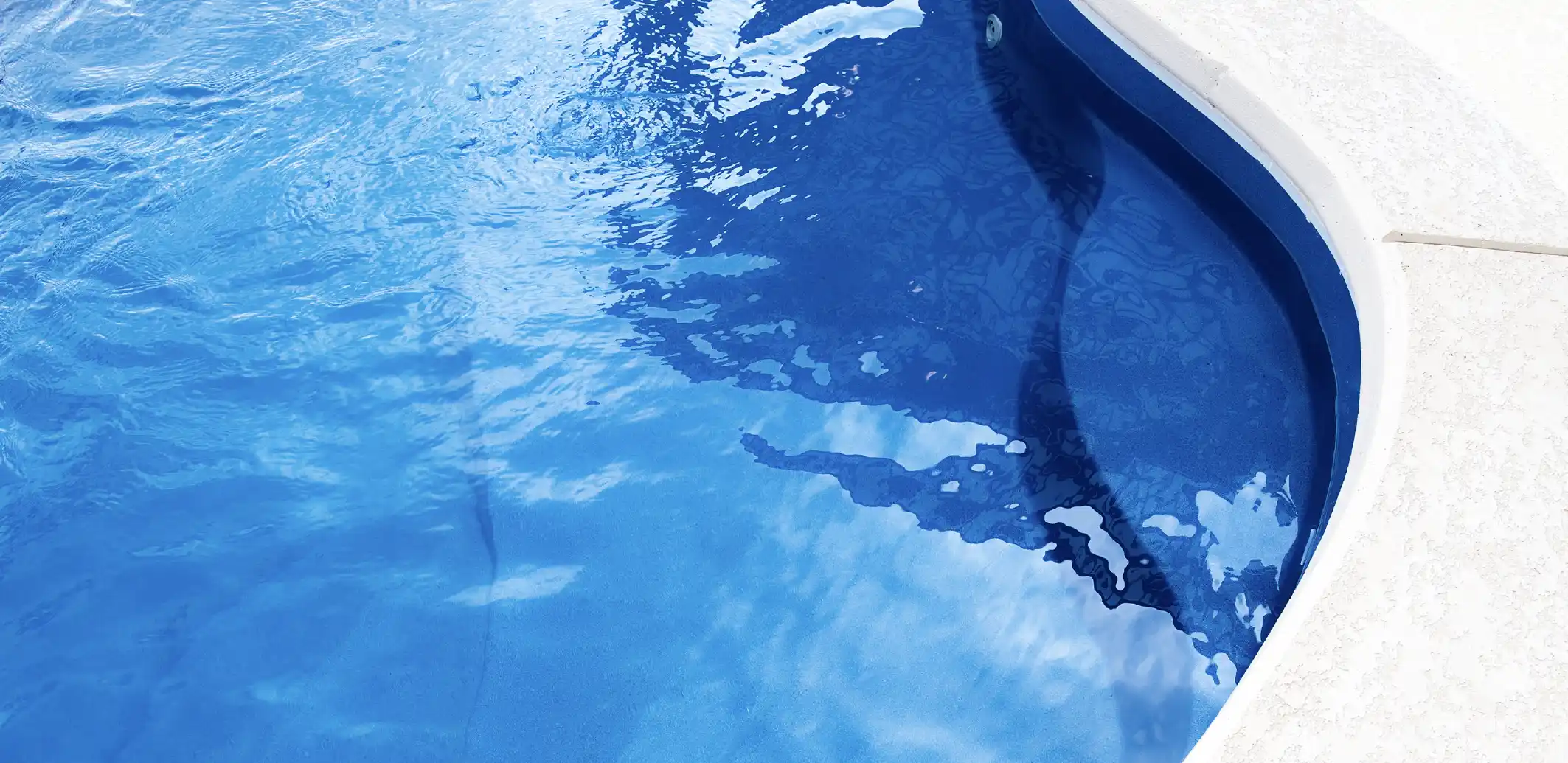 Key Features of the Eden Backyard Fiberglass Pool Design